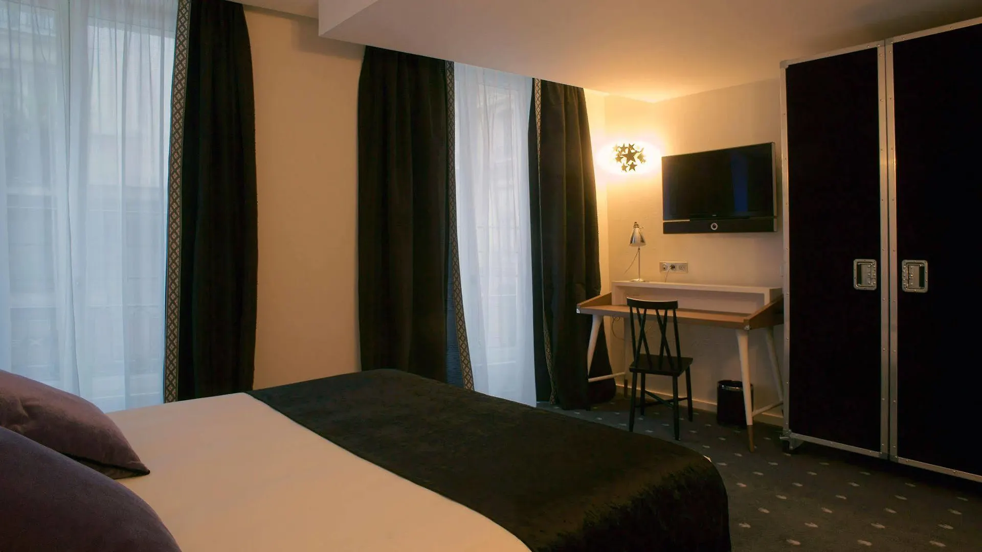 Hotel Du Triangle D'or