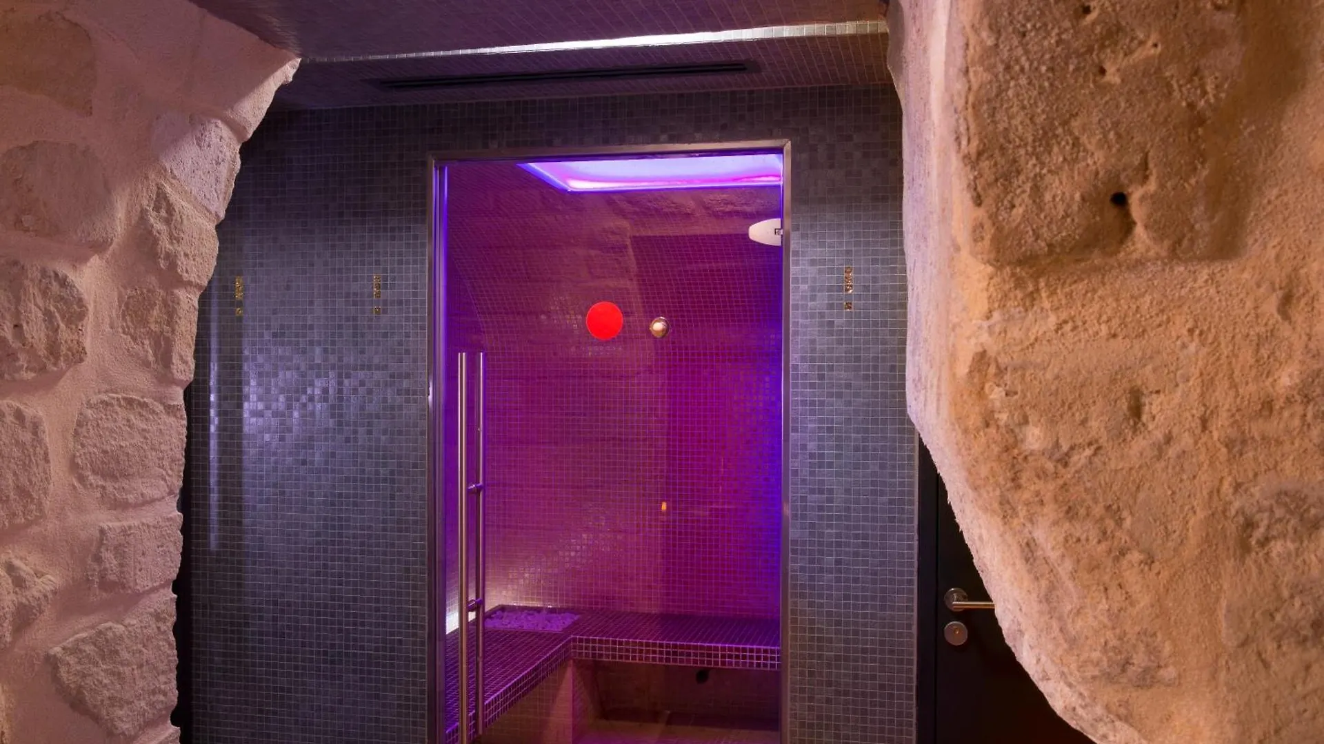 Du Triangle D'or Hotel 3*